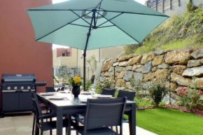 F4 house in residence with private garden